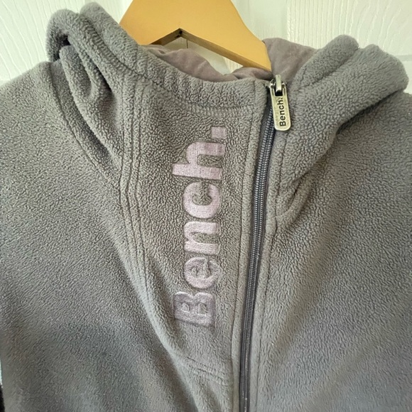 Bench woman’s lavender Fleece Hoodie size medium - Picture 4 of 9